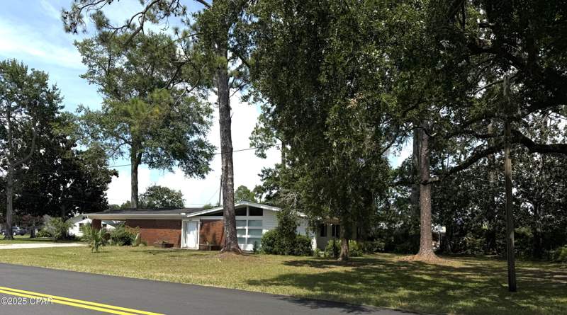 3 bedroom SingleFamilyResidence at 2203 Monument Avenue, St.Joseph Addition Unit No. 9, Port St Joe — photo 4