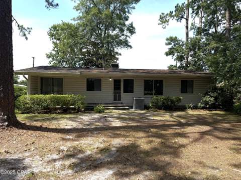 2203 Monument Avenue, Port St Joe FL - photo 7 of 28