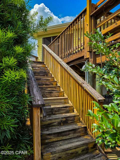 7325 Suwanee Ave Avenue, Southport FL - photo 10 of 67