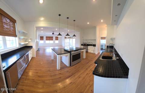 7325 Suwanee Ave Avenue, Southport FL - photo 22 of 67