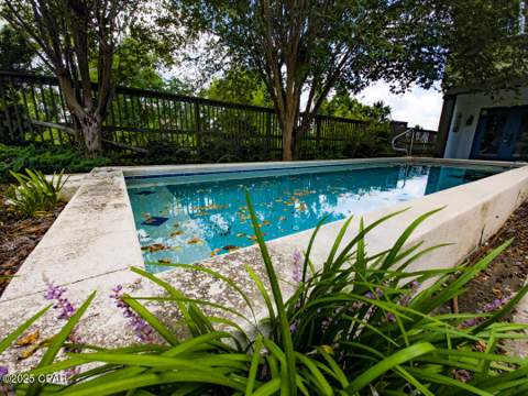 7325 Suwanee Ave Avenue, Southport FL - photo 6 of 67