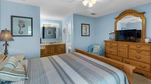 301 Lullwater Drive 401, Panama City Beach FL - photo 8 of 18
