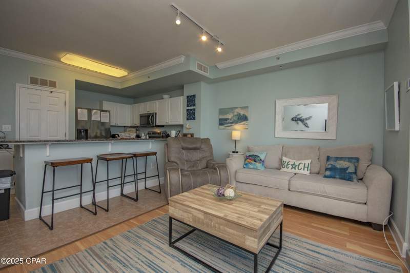 1 bedroom Condominium at 16819 Front Beach Road 2006, Tidewater Beach Phase I, Panama City Beach — photo 4