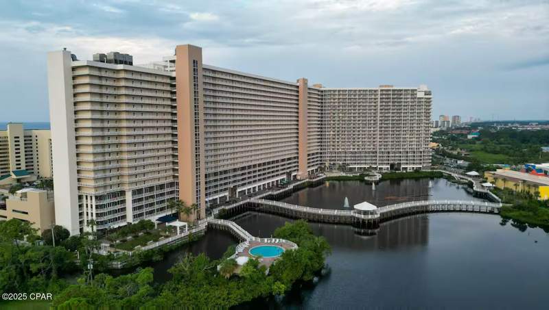 1 bedroom Condominium at 9860 S Thomas Drive 217, Laketown Wharf, Panama City Beach — photo 2