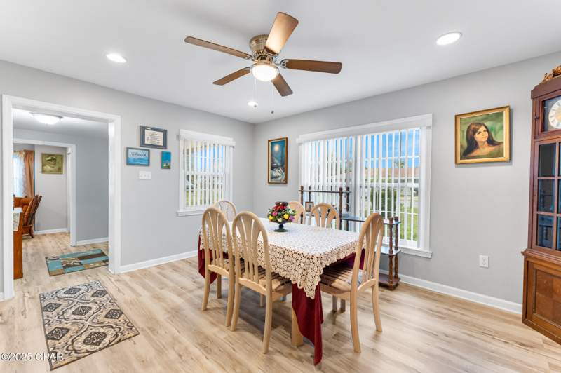 4 bedroom SingleFamilyResidence at 1108 Ethlyn Road, Gilbert-Pkr Add-Pt Don, Panama City — photo 2