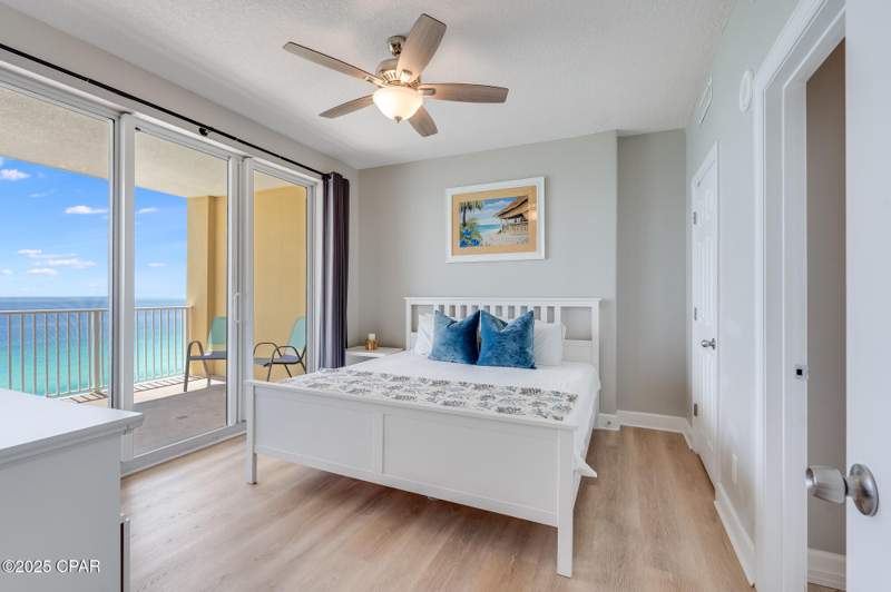 2 bedroom Condominium at 17643 Front Beach 1202, Tropic Winds, Panama City Beach — photo 4