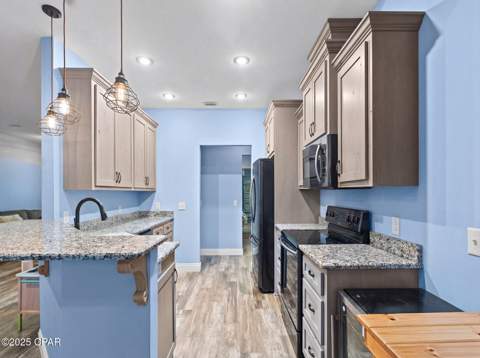 1008 E 10th Street, Lynn Haven FL - photo 15 of 42