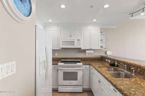 9450 S Thomas Drive 2105, Panama City FL - photo 9 of 27