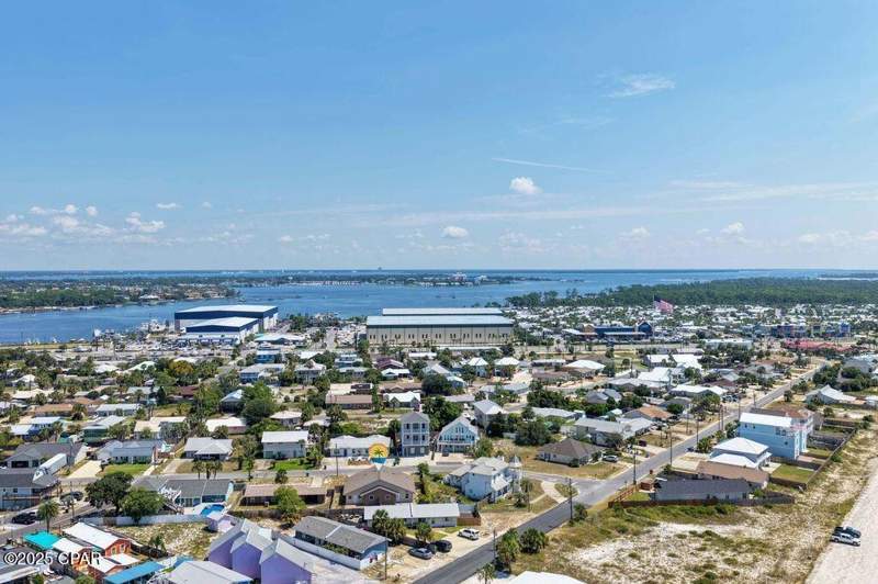 4 bedroom Duplex at 2910 Treasure Circle A & B, Treasure Island, Panama City — photo 4