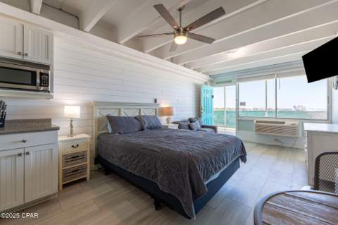 14401 Front Beach Road 423, Panama City Beach FL - photo 9 of 21