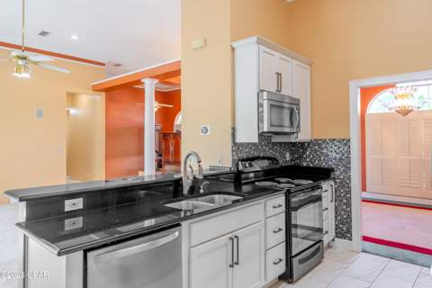 5239 Oak Drive, Marianna FL - photo 12 of 41