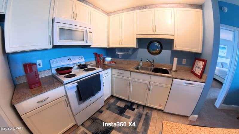 2 bedroom Condominium at 9902 S Thomas Drive 1232, Laketown Wharf, Panama City — photo 4