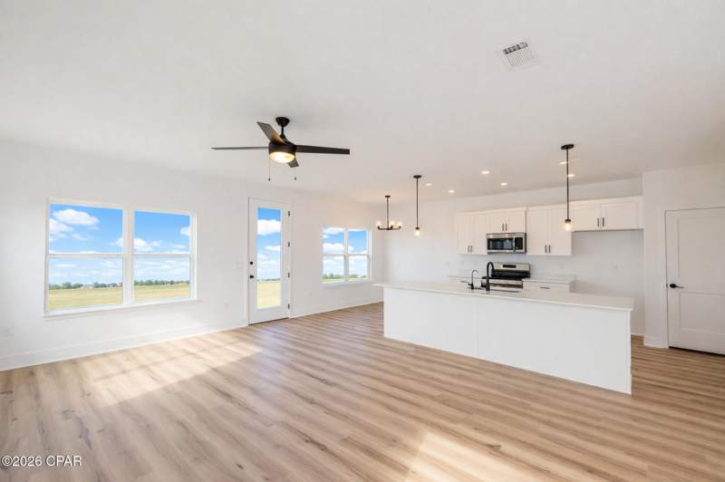 4 bedroom SingleFamilyResidence at 5129 Salvation Street, Parkbrook, Panama City — photo 3