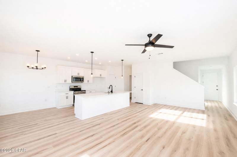 4 bedroom SingleFamilyResidence at 5129 Salvation Street, Parkbrook, Panama City — photo 4