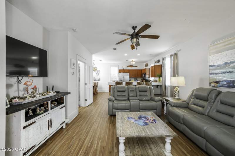 2 bedroom SingleFamilyResidence at 3050 W Highway 98 B28, Barefoot Cottages, Port St Joe — photo 4