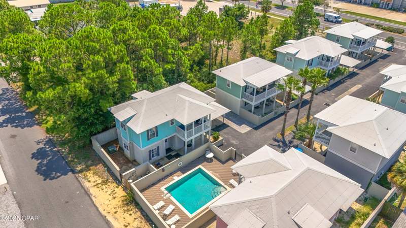 3 bedroom SingleFamilyResidence at 8410 Thomas Drive 4, Seaview Village, Panama City Beach — photo 3