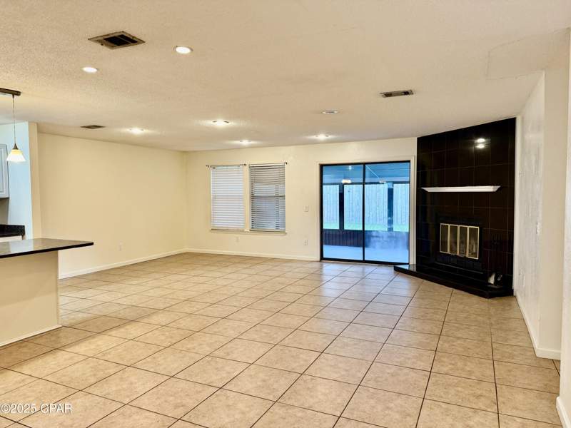 3 bedroom SingleFamilyResidence at 7538 Whisperwood Drive, Shadow Bay Unit 2, Panama City — photo 3