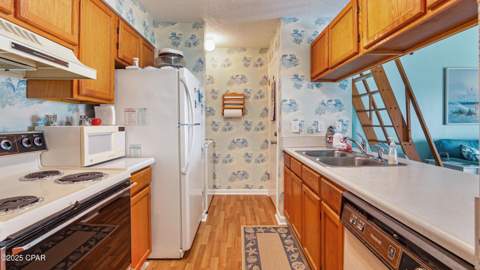3600 Thomas Drive D307, Panama City Beach FL - photo 8 of 42
