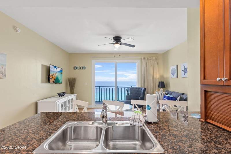1 bedroom Condominium at 16701 Front Beach 1105, Sterling Breeze, Panama City Beach — photo 2