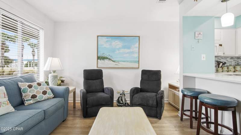 1 bedroom Condominium at 6829 Thomas Drive 301, Sunswept 3, Panama City — photo 4