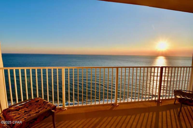 1 bedroom Condominium at 16819 Front Beach Road 2106, Tidewater Beach Phase I, Panama City Beach — photo 3