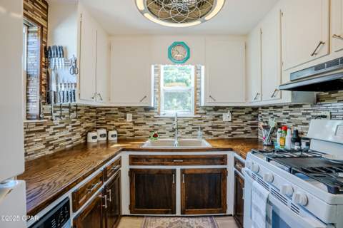 1720 Sherman Avenue, Panama City FL - photo 8 of 46