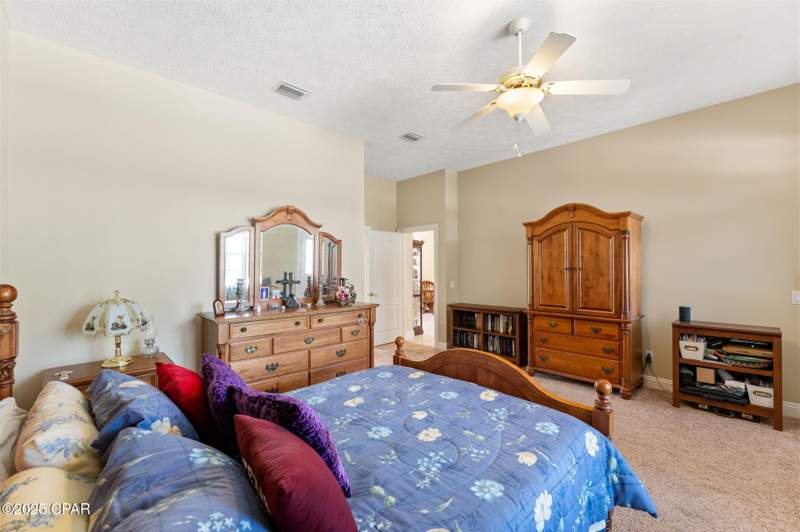 4 bedroom SingleFamilyResidence at 106 Fleming Court, The Landings, Lynn Haven — photo 4