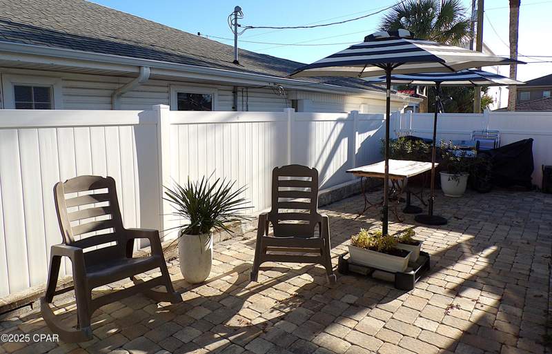 4 bedroom SingleFamilyResidence at 8213 Surf Drive, Bel Air, Panama City — photo 5