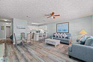 1 bedroom Condominium at 17642 Front Beach Road E6, Wendwood Condo, Panama City Beach — photo 4