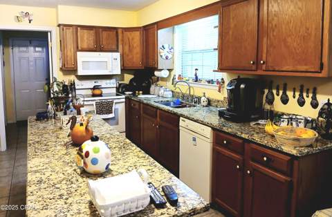 2707 Pembroke Drive, Panama City FL - photo 11 of 48