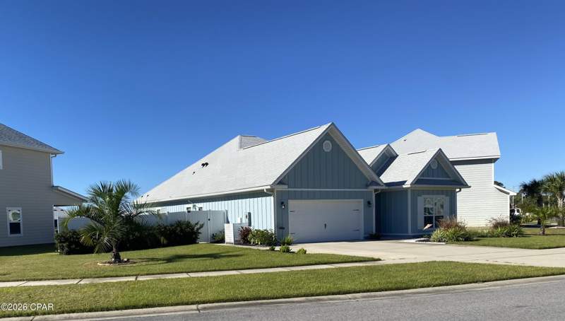 4 bedroom SingleFamilyResidence at 123 Moonraker Circle, Moonraker, Panama City Beach — photo 2