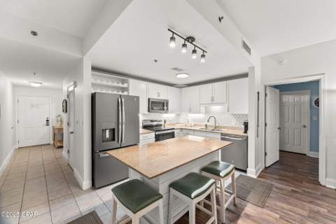 9902 S Thomas Drive 628, Panama City Beach FL - photo 10 of 38