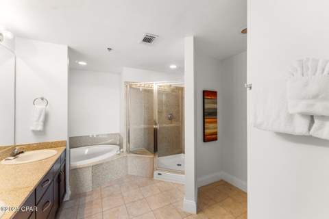 9902 S Thomas Drive 628, Panama City Beach FL - photo 18 of 38