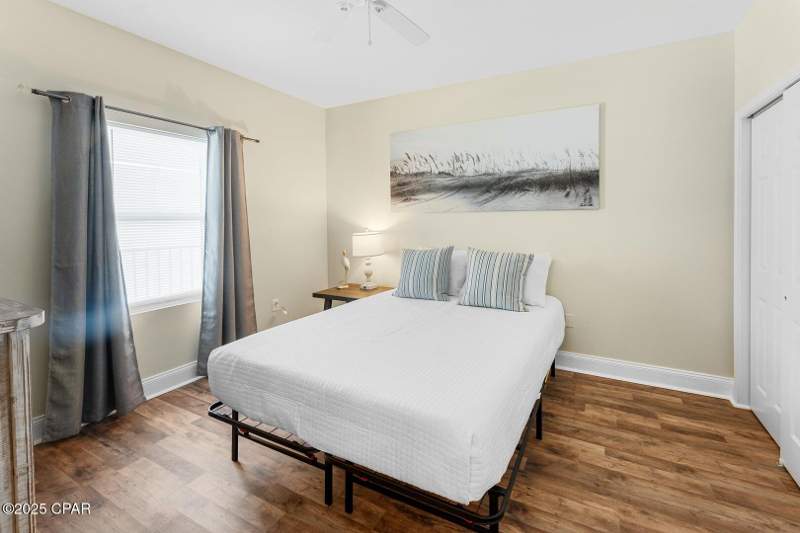 2 bedroom Condominium at 9902 S Thomas Drive 628, Laketown Wharf, Panama City Beach — photo 4