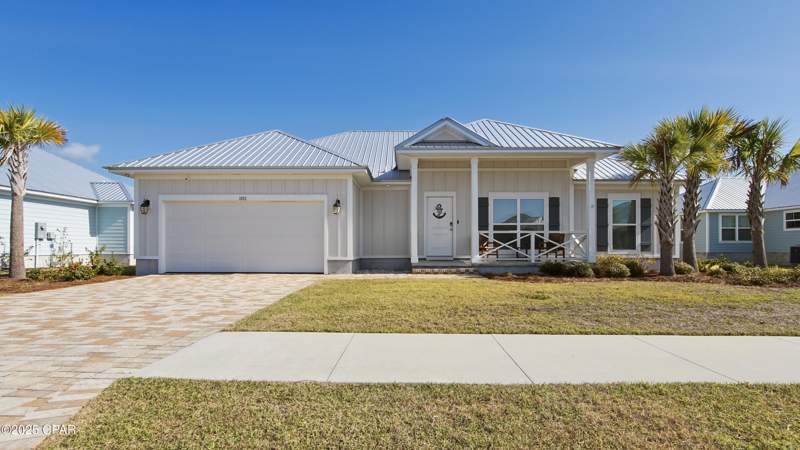 3 bedroom SingleFamilyResidence at 102 St Charles Street, Casuna, Mexico Beach — photo 3