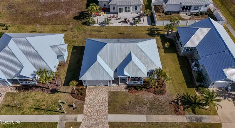 3 bedroom SingleFamilyResidence at 102 St Charles Street, Casuna, Mexico Beach — photo 4