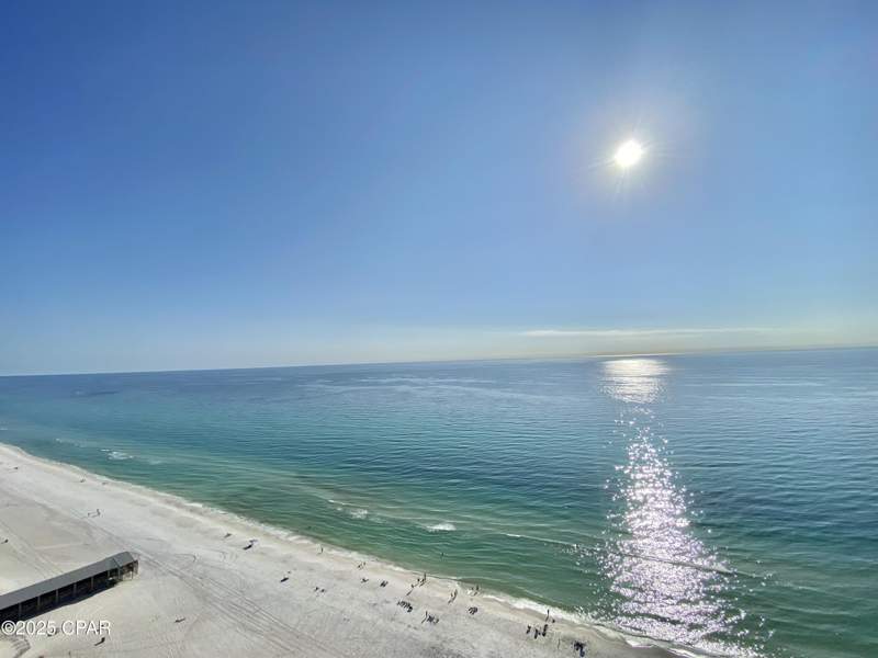 1 bedroom Condominium at 9900 S Thomas Drive 2302, Shores Of Panama Phase I, Panama City — photo 2