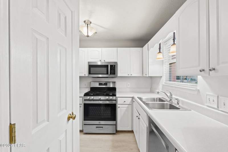 2 bedroom Attached at 6590 Harbour Boulevard, Harbour Towne, Panama City Beach — photo 4