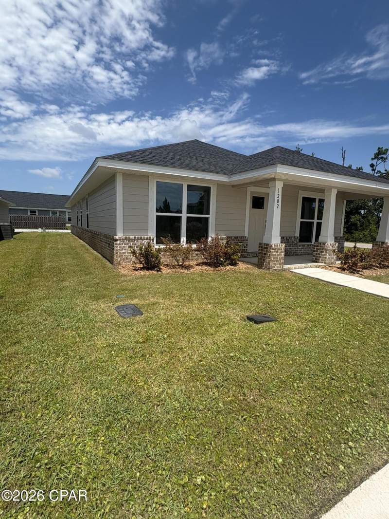3 bedroom SingleFamilyResidence at 1202 Primrose Lane, Sunrise at East Bay, Panama City — photo 4