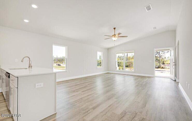 3 bedroom SingleFamilyResidence at 11411 Godart Street, Sunrise at East Bay, Panama City — photo 4