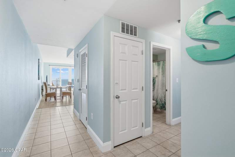 2 bedroom Condominium at 9860 S Thomas Drive 1926, Laketown Wharf, Panama City — photo 2