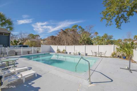 7125 N Lagoon Drive J, Panama City FL - photo 6 of 33