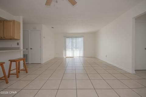 7125 N Lagoon Drive J, Panama City FL - photo 7 of 33