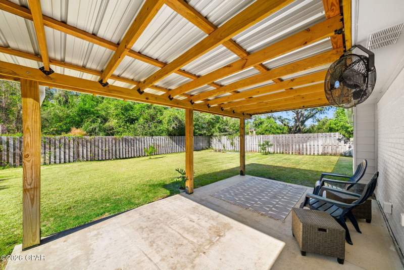 3 bedroom SingleFamilyResidence at 1722 Wahoo Circle, Bay Point Unit 1, Panama City Beach — photo 2