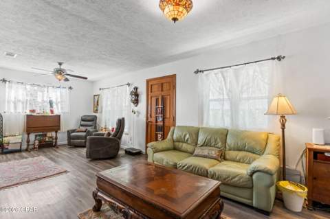2686 Mona Lane, Alford FL - photo 19 of 38