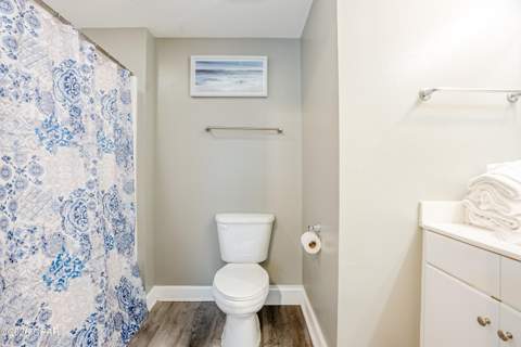 9900 S Thomas Drive 1921, Panama City FL - photo 23 of 34