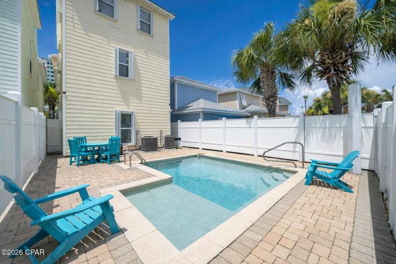 4 bedroom SingleFamilyResidence at 7428 Thomas Drive, Holiday Beach Unit 16, Panama City Beach — photo 4
