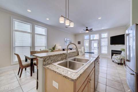 7428 Thomas Drive, Panama City Beach FL - photo 8 of 38