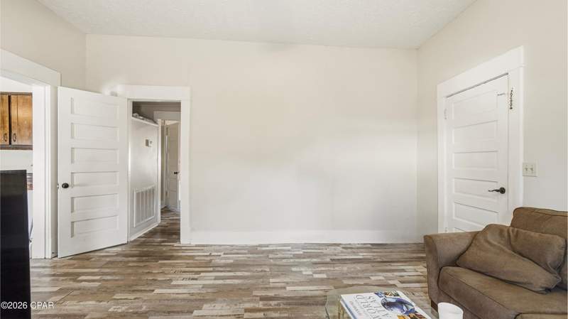 2 bedroom SingleFamilyResidence at 4404 Broad Street, Peyton Addition, Marianna — photo 3