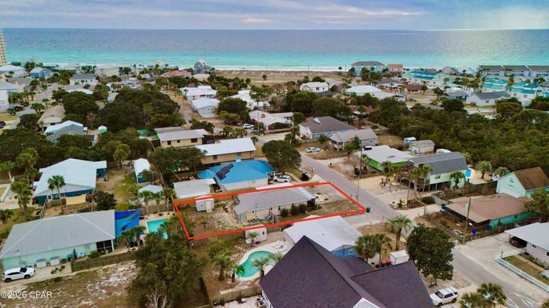 3 bedroom SingleFamilyResidence at 209 S Wells Street, Miramar Heights, Panama City Beach — photo 3